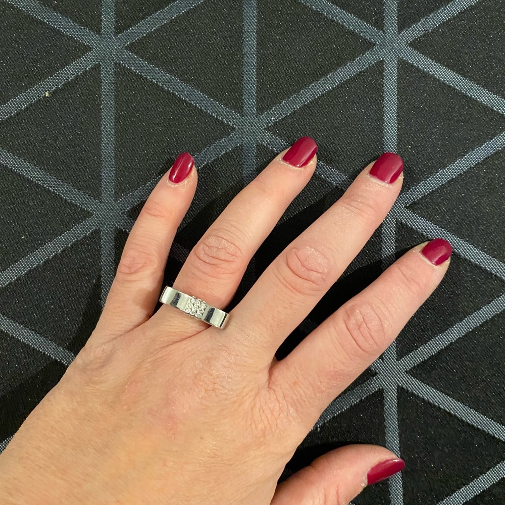 Lia Sophia ring sz 7